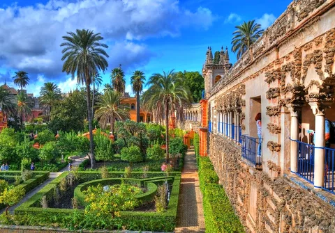 Alcázar of Seville guidet tur uden kø, Patio de las Doncellas