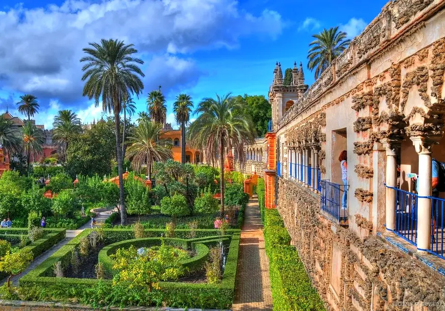 Alcázar of Seville guidet tur uden kø, Patio de las Doncellas