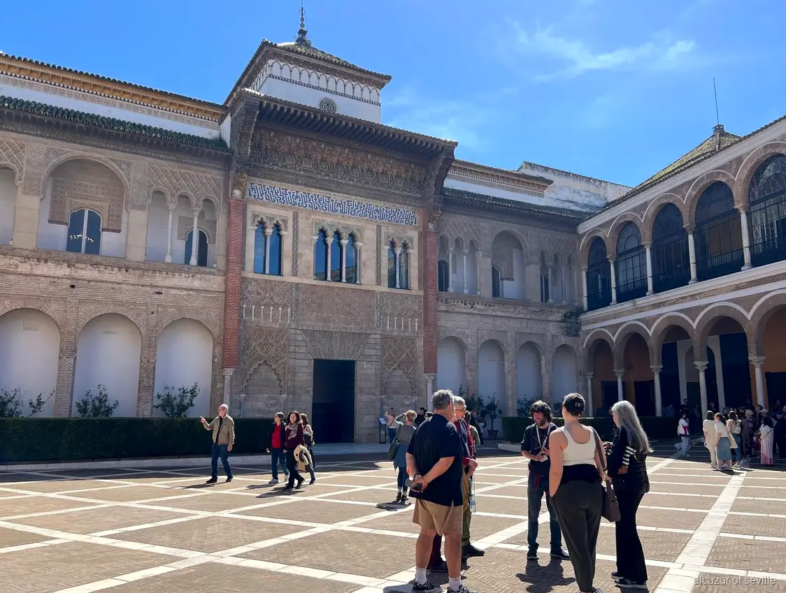 Alcázar of Seville small-group fast-track entry tour