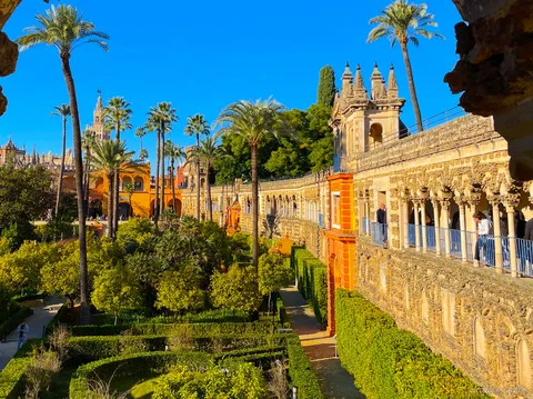 Tour salta fila Alcázar, Cattedrale e Giralda, centro storico di Siviglia