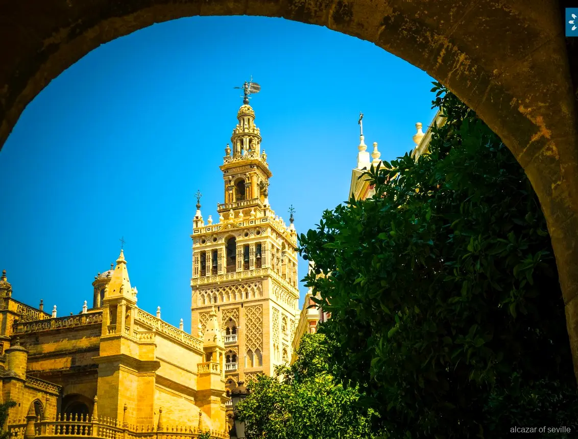 Catedral de Sevilha e Torre da Giralda no tour combinado do Alcázar